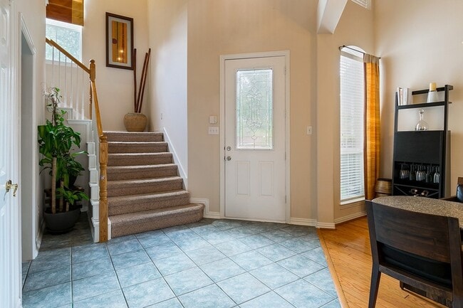 Photo - 7712 Brookview Ct