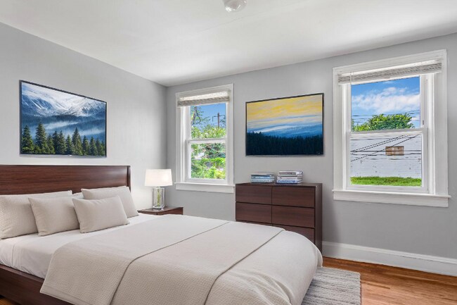 Photo - 1030 N Luzerne Ave House