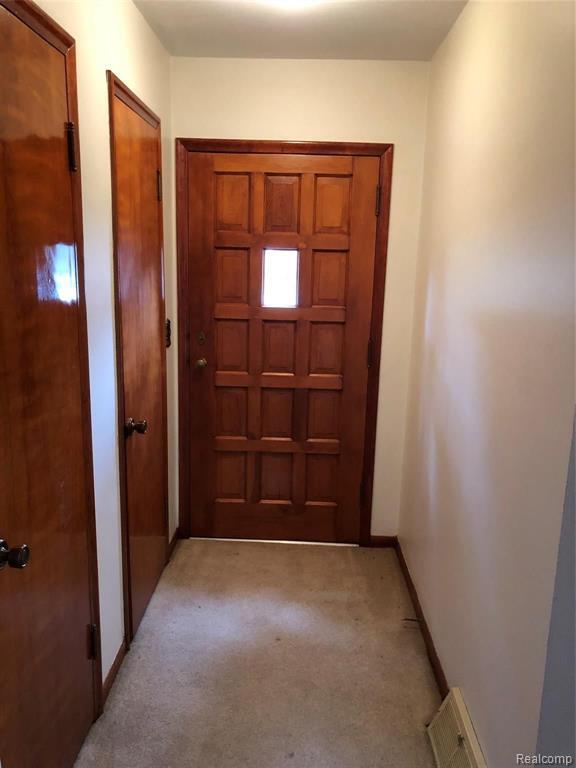 Photo - 2111 W 14 Mile Rd