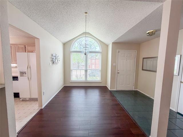 Photo - 554 Valley View Dr