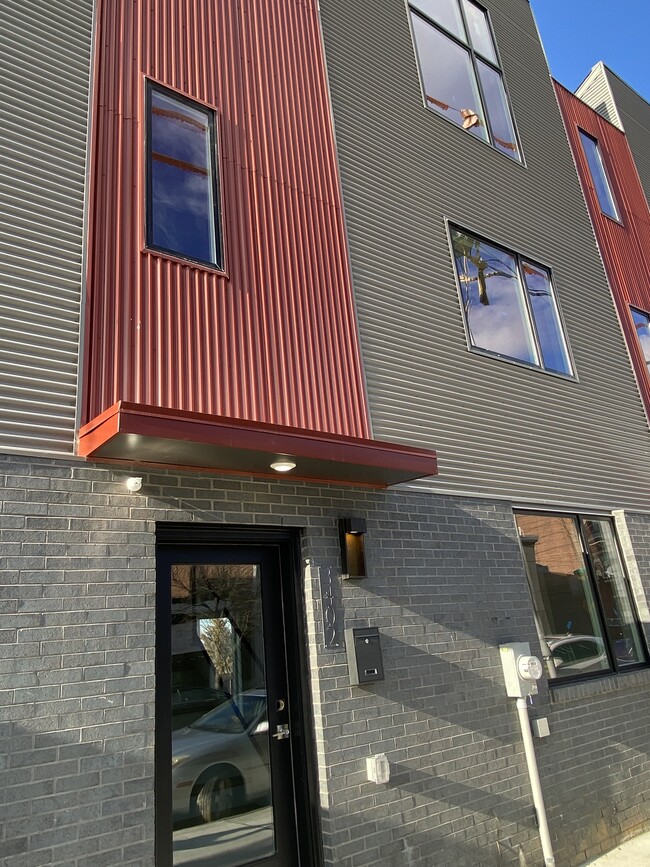 Photo - 3406 Conrad St