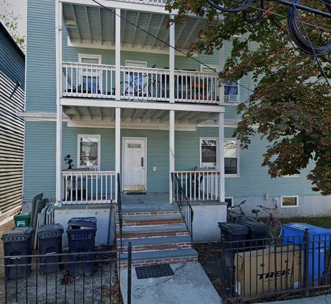 Building Photo - 350 Allston St Unit 2 Rental