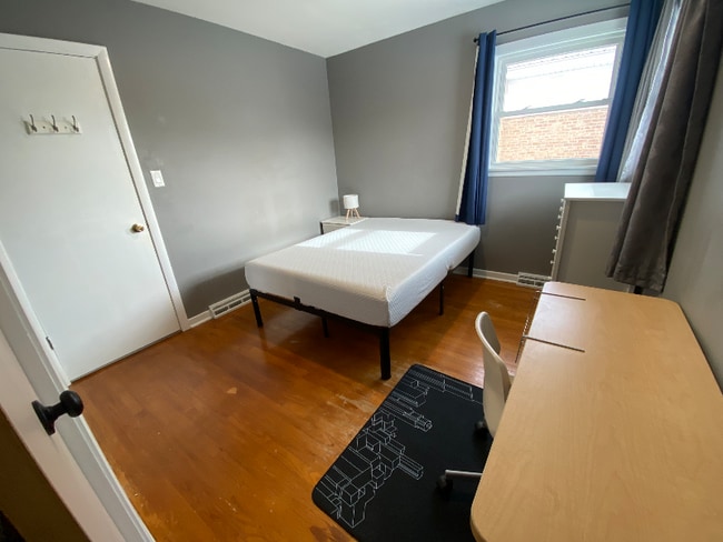 Photo - 8409 W Roseview Dr