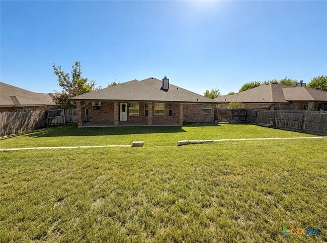 Building Photo - 714 Tundra Dr