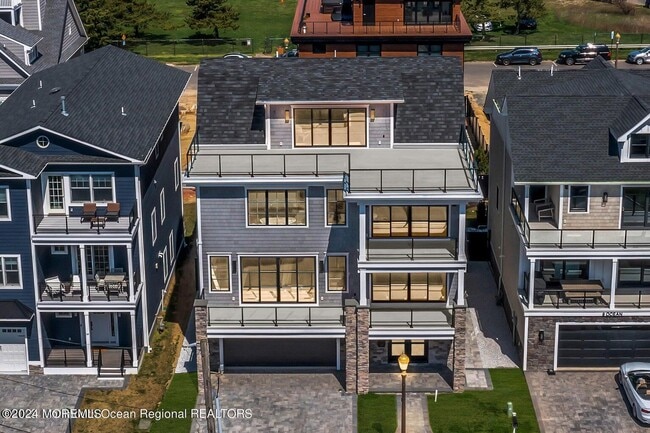 Photo - 13 Ocean Terrace