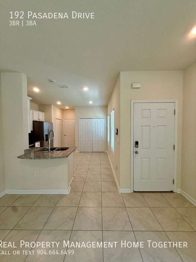 192 Pasadena Dr