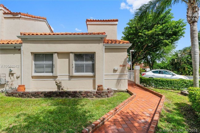 Photo - 6427 SW 132nd Ct