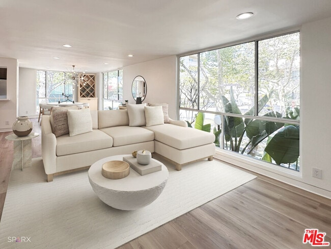 Photo - 301 Rexford Dr Unit 1