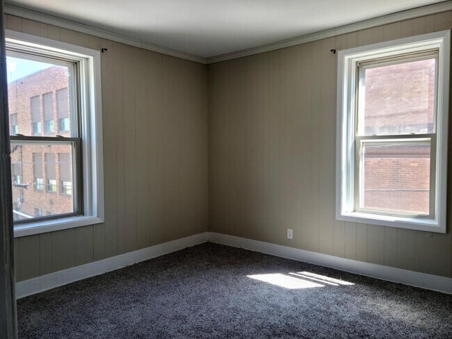 Photo - 316 3rd Ave S