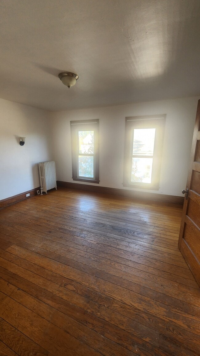 Photo - 604 S Roberts Rd Unit Upper