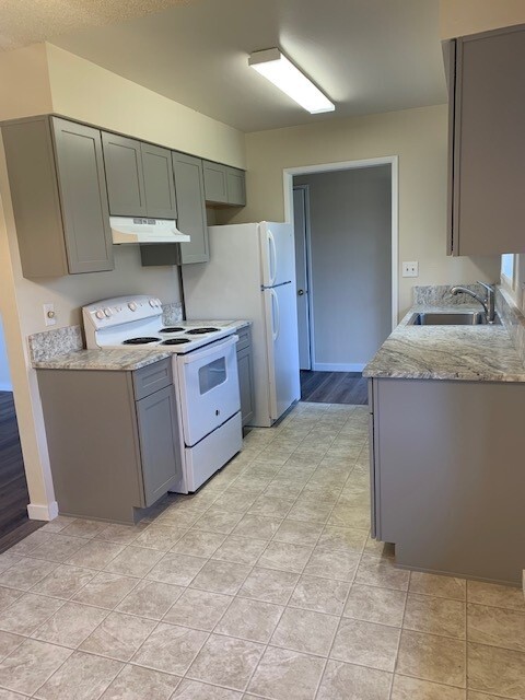 Saddle Butte Duplexes