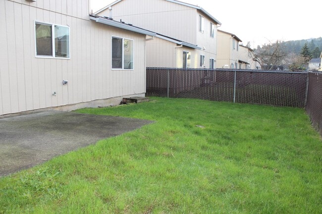 Photo - Three bedroom townhouse