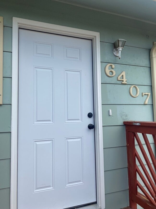 Photo - 6407 Harvey Dr Unidad Room 3