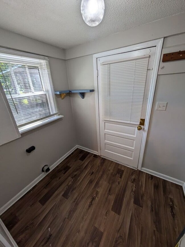Photo - 3BD/1BA Single Family Home in Hickory