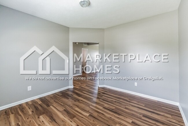 Photo - 794 Carolina Way