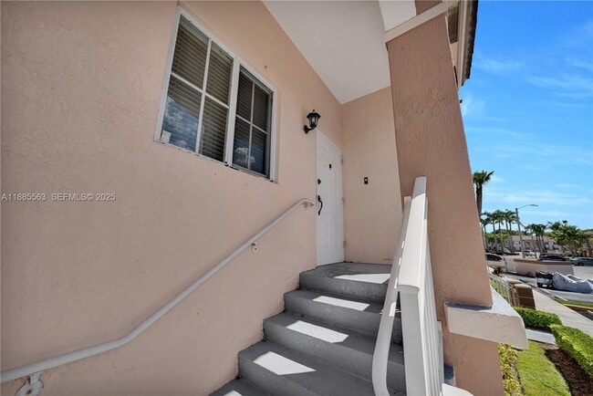 Photo - 1261 SE 27th St Unit 203