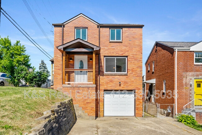 Building Photo - 1344 Fallowfield Ave Rental