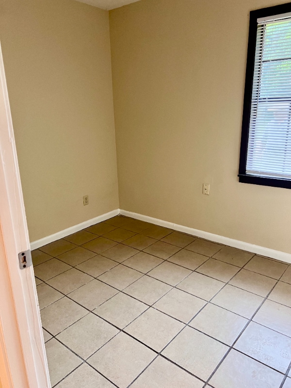 Photo - 115 Issac Dr Unit 115 B Issac Drive