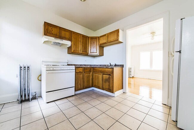 6356 S Francisco