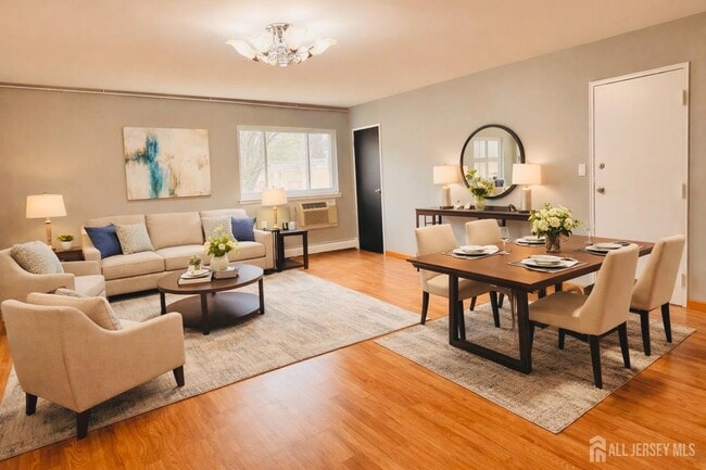 Photo - 20 Lake Ave Unit 2B