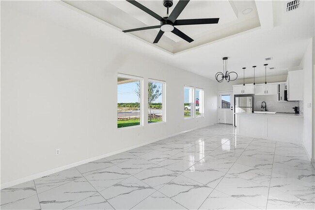 21 N Abesam Ave Unit 4
