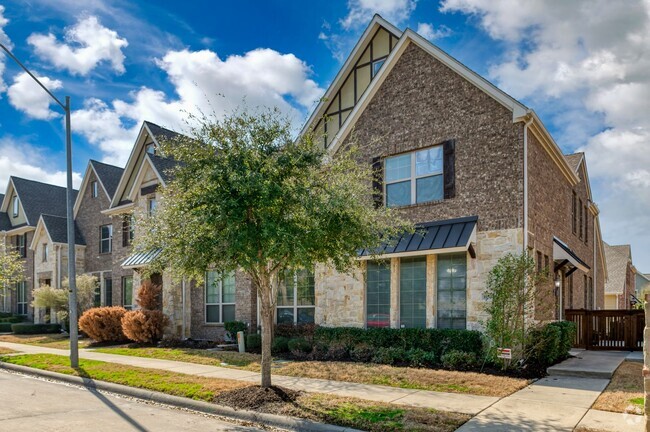 Building Photo - **I'm Gorgeous Inside & Out!!** Rental