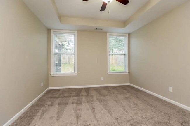 Photo - 4330 Silver Oaks Dr