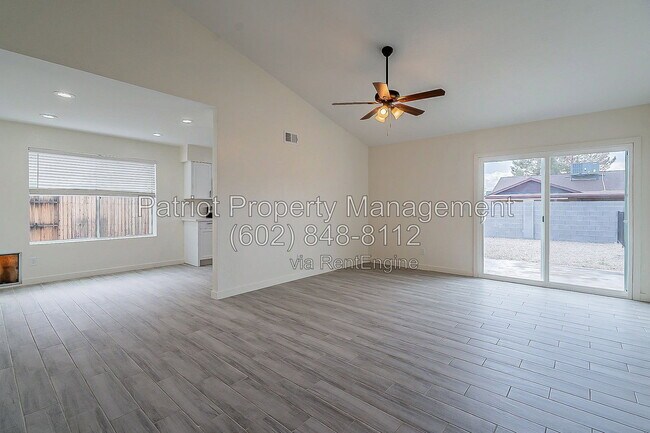 Photo - 7003 W Sierra St