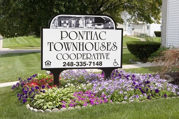 Photo - Pontiac Townhomes Cooperative