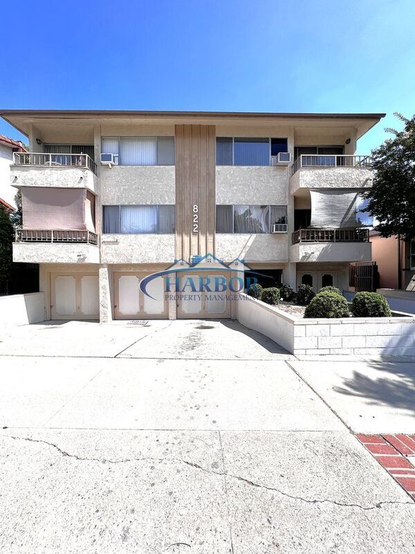 Building Photo - 822 S Leland St Unit 2