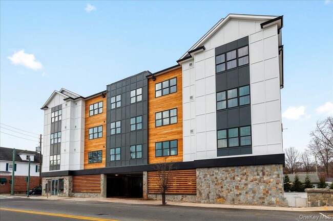 Photo - 132 Halstead Ave Unit D