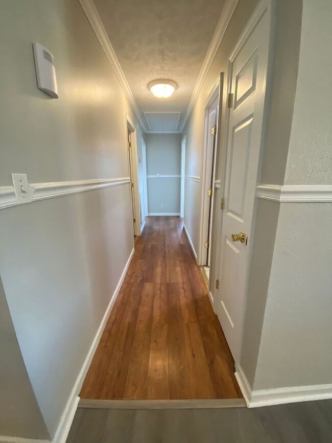 Photo - 3 Bed, 1.5 Bath | Charming Neighborhood | Close to Costco, Topgolf, and Shopping