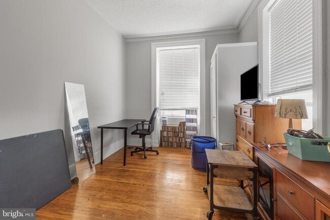 Photo - 3017 W Girard Ave Unit 3F