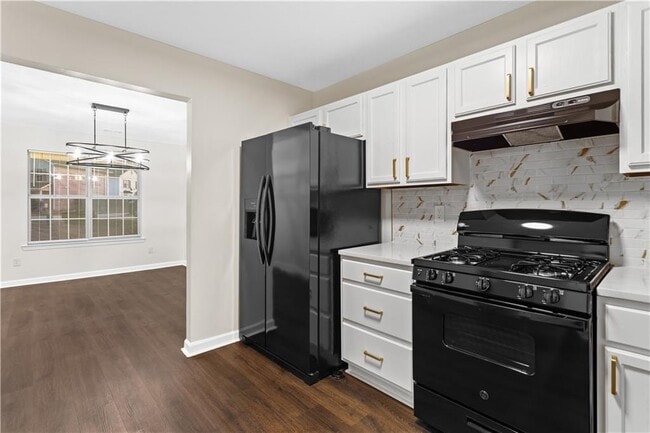 Photo - 131 Turning Point