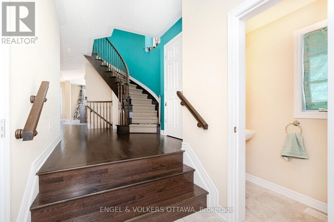 Photo - 509 Petrichor Cres