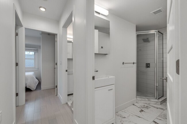 Photo - 1431 Haro St Unit TH 202