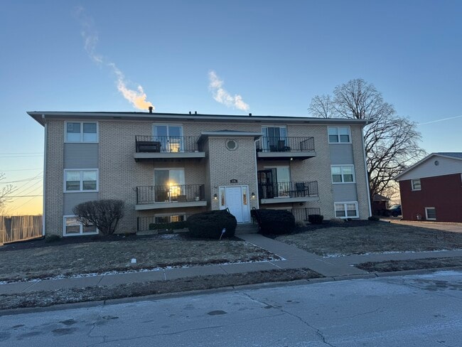 Building Photo - 4305 N Ripley St Unit 2