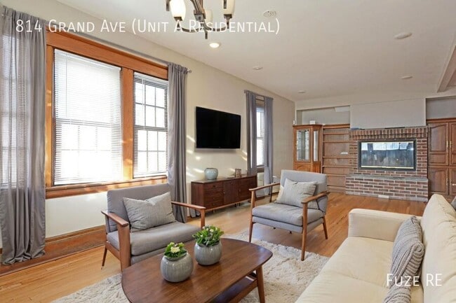Photo - 814 Grand Ave