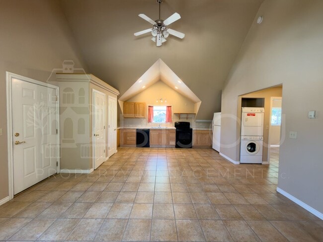 Photo - 528 E Bijou St