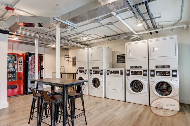 Laundry Center