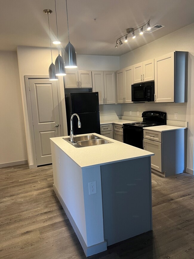 Photo - Pioneer Crossing Vernon