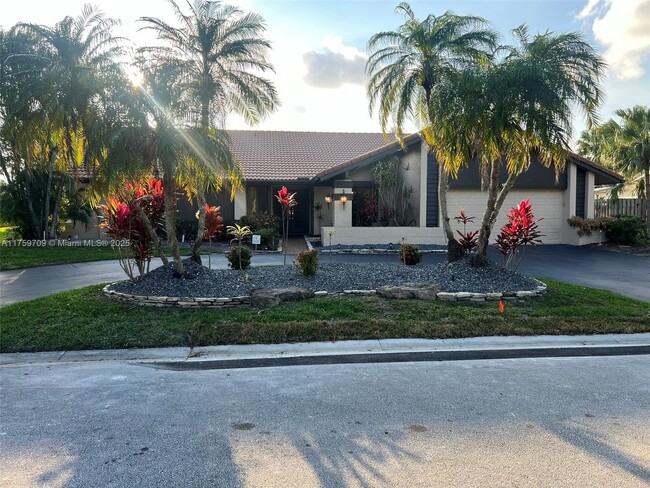 Photo - 1000 NW 113th Way Casa