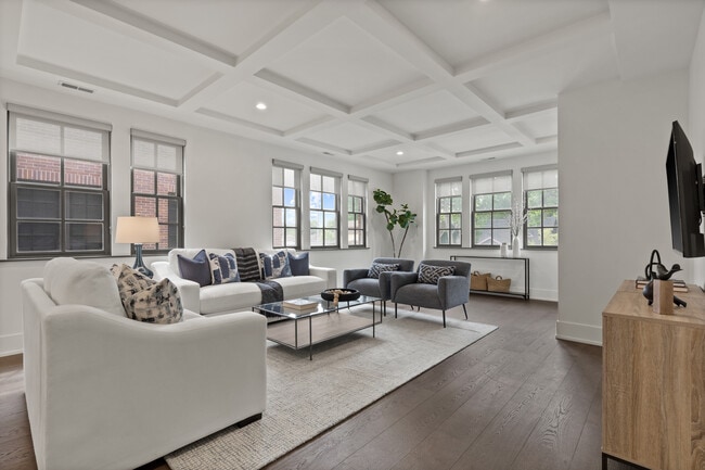 Photo - 932 W 11 Mile Rd Townhome