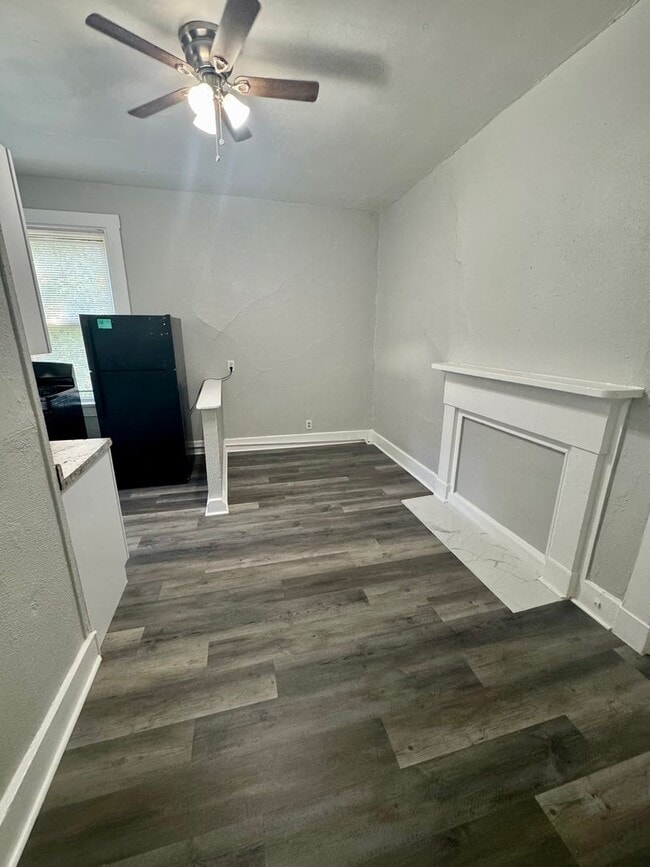 Photo - 2714 May St Unit 3