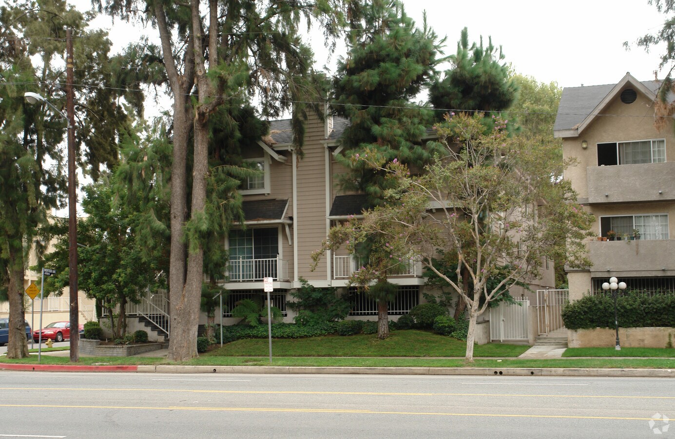 Photo - 13036 Riverside Dr