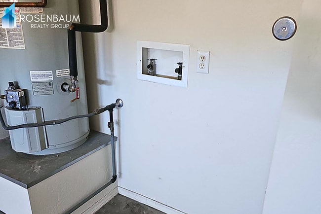 Photo - 6069 N Rockland Dr Unidad a