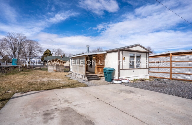 Photo - 440 W Main St