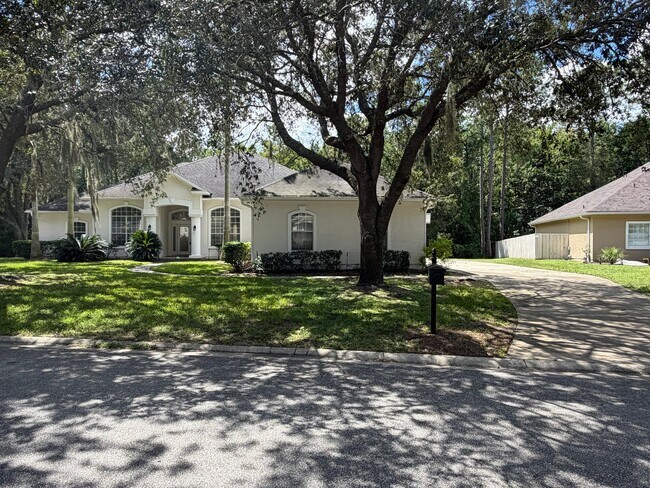 7662 Wexford Club Dr W