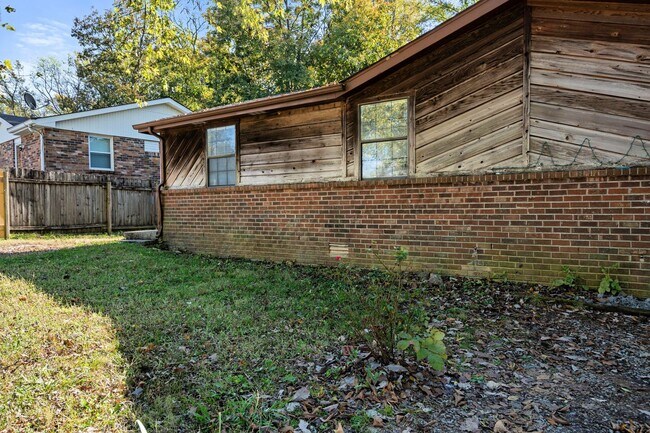 Photo - On Special: Two Bedroom Duplex in Hermitage!