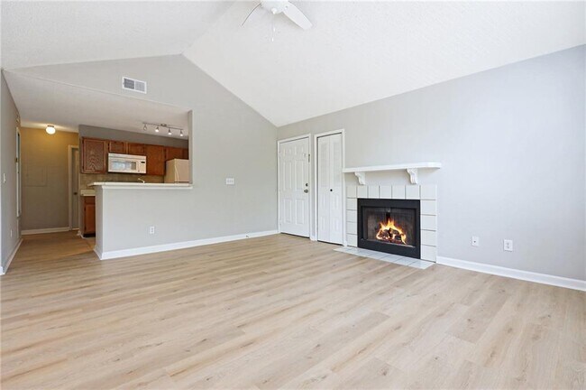 Photo - 901 Wentworth Ct